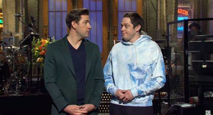 Pete Davidson and John Krasinski shared a steamy kiss on Saturday Night Live