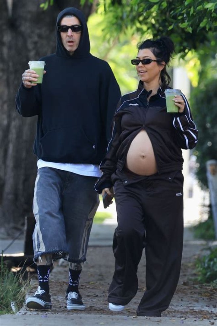 Pregnant Kourtney Kardashian Shows Off Baby Bump During Denver Outing With Travis Barker