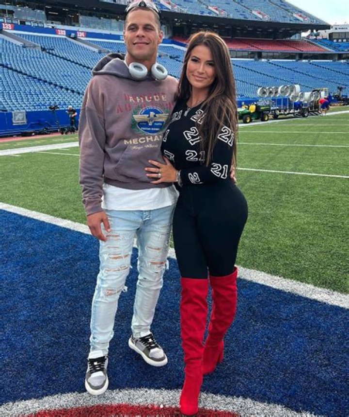 Rachel Bush is the partner of NFL star Jordan Poyer
