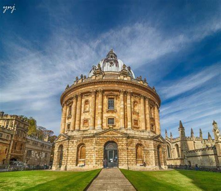  Radcliffe Camera is one of the iconic locations in Oxford spotted in the series