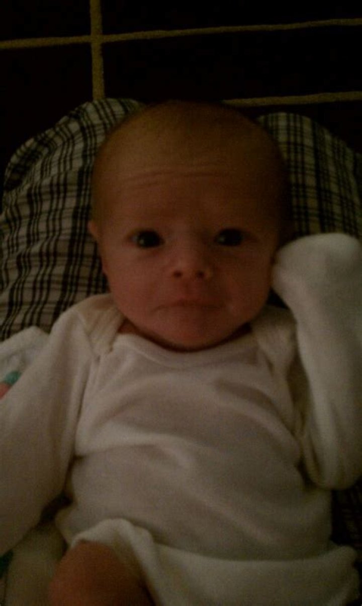 Ravae as a baby looking just like her sister