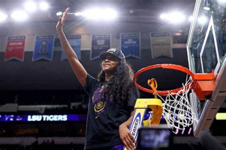 Reese helped LSU win the NCAA women's basketball title