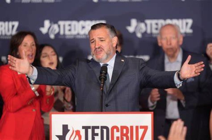 Republican Senator Ted Cruz went to Cancun with his family on Wednesday afternoon