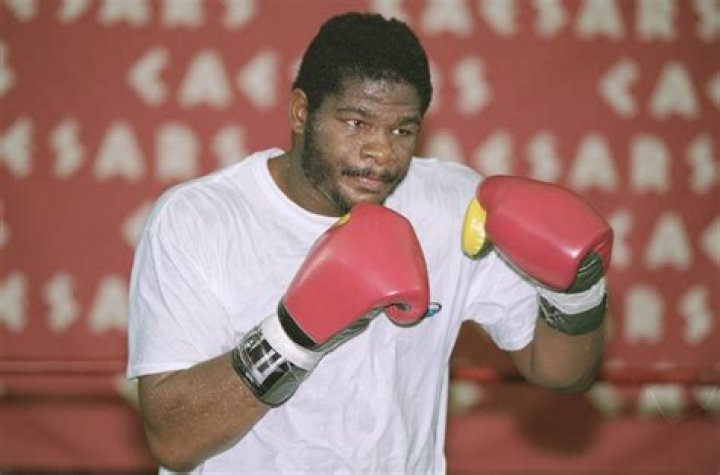 Riddick Bowe was keen to battle his American compatriot Mike Tyson last year