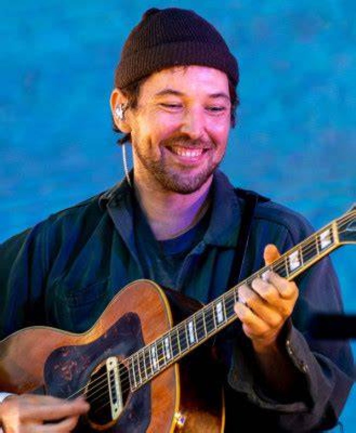Robin Noel Pecknold Net Worth, Income, Salary, Earnings, Biography, How much money make? Robin Noel Pecknold Net Worth, Income, Salary, Earnings, Biography, How much money make?