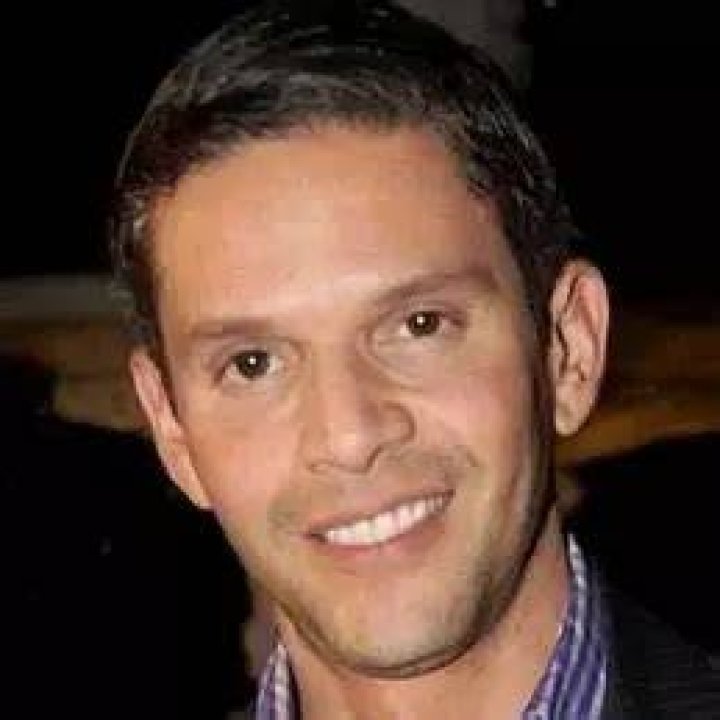 Rodner Figueroa Net Worth, Income, Salary, Earnings, Biography, How much money make?
