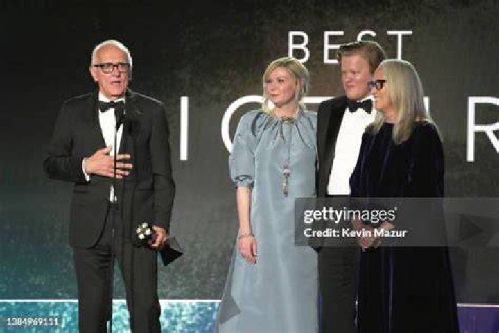 Roger Frappier, Jane Campion, Kirsten Dunst and Jesse Plemmons 
