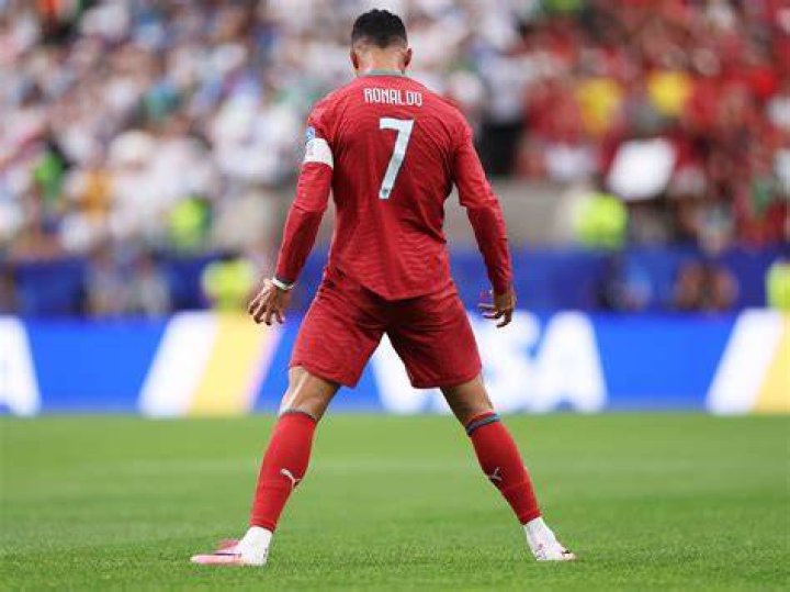 Ronaldo is the oldest player in the top ten.