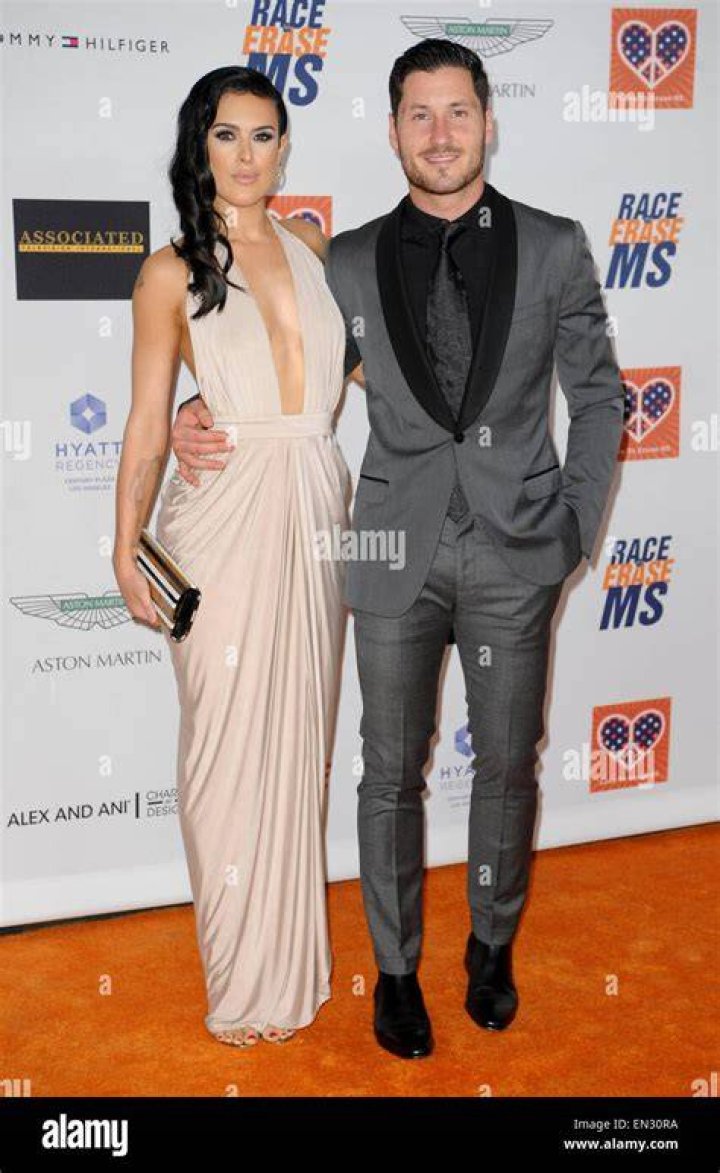 Rumer Willis and Val Chmerkovskiy