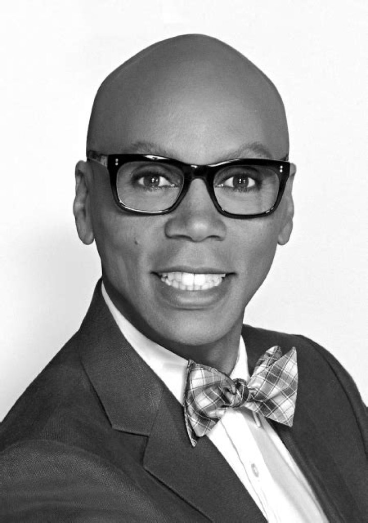 RuPaul wore black-rimmed glasses