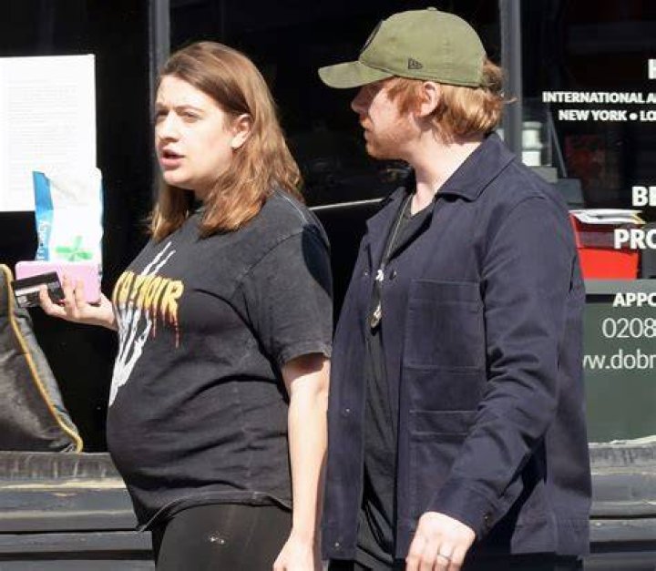 Rupert Grint Expecting 1st Child With Pregnant Girlfriend Georgia Groome