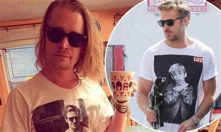 ryan gosling wearing macaulay culkin tee