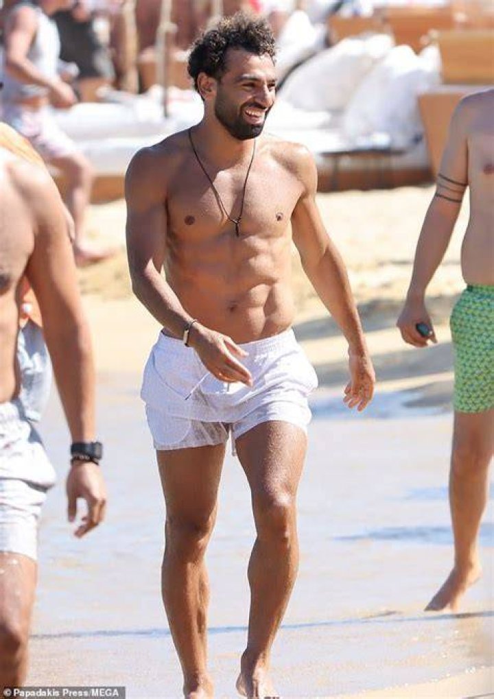 Salah soaks up some sun on holiday
