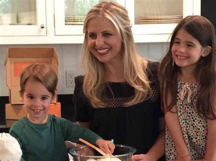 Sarah Michelle Gellar Talks Family Halloween Plans With Freddie Prinze Jr and Kids Amid Quarantine