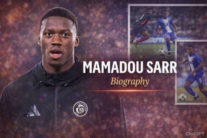 Sarr began his football career in Senegal