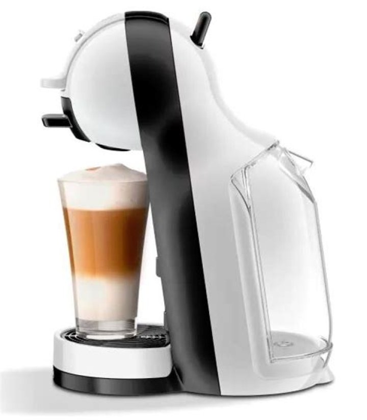 Save £305 on this DeLonghi coffee machine