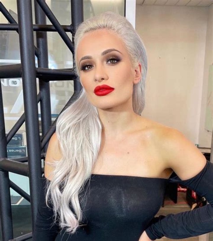 Scarlett Bordeaux took Instagram by storm with a stunning bikini snap