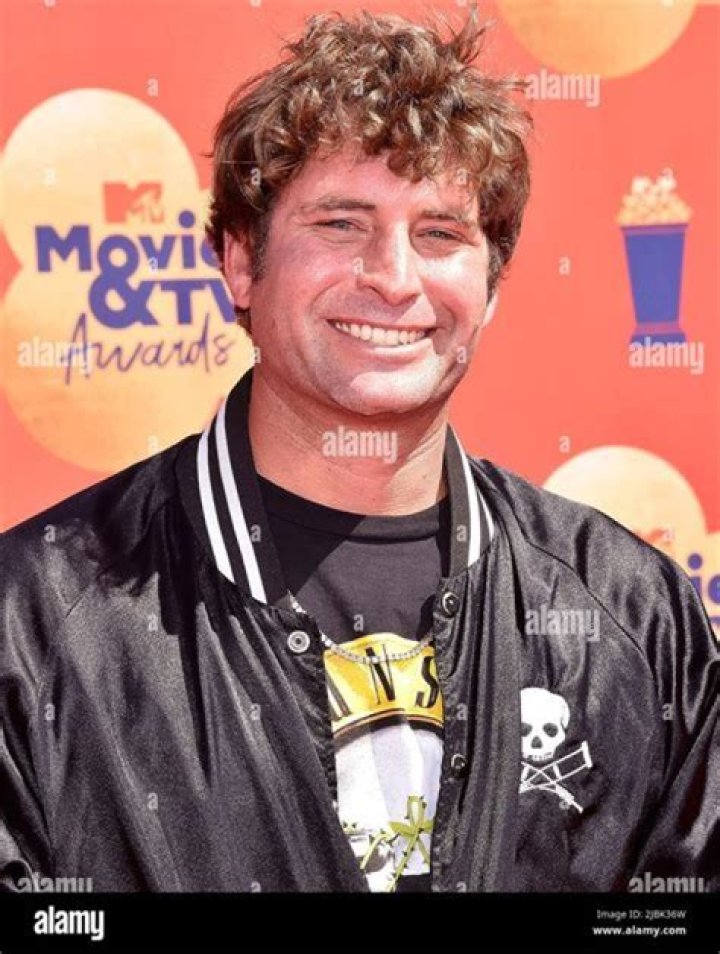 Sean McInerney Net Worth, Income, Salary, Earnings, Biography, How much money make?