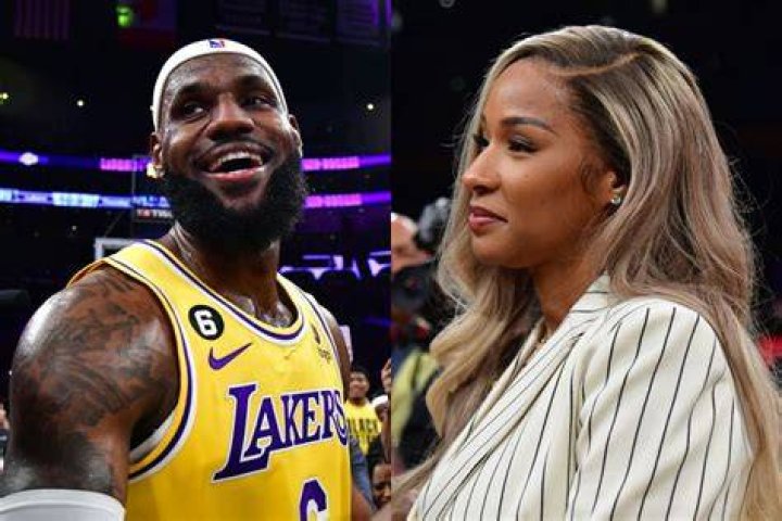 See-LeBron-James-and-Wife-Savannah-s-Sweetest-Moments-With-Their-3-Kids--Photos -170