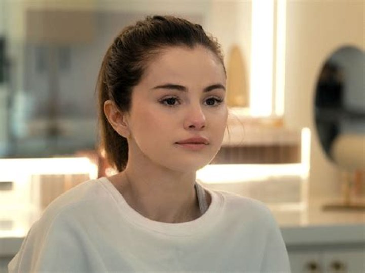 selena crying in new video