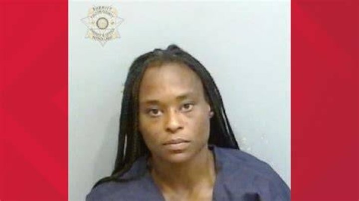  Shania White claimed that Paul tried to hook up with her