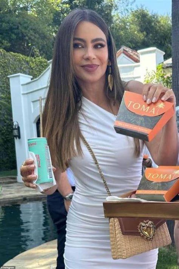 She also showed off her new home to her co-stars Nicole 'Snooki' Polizzi and Angelina Pivarnick during an episode