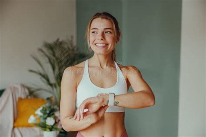 She also wore a smartwatch and her Apple AirPods while riding