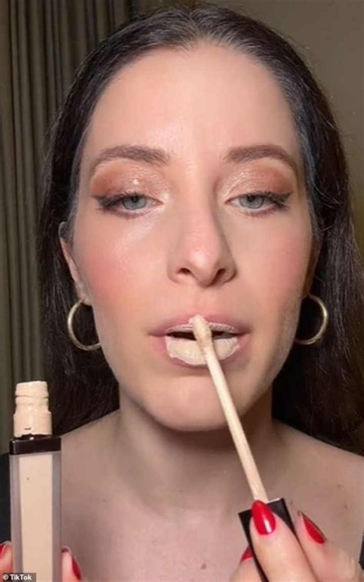  She claimed that her lips used to look crazy