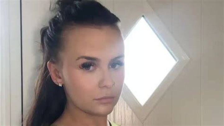 She explained that her boobs make her look bigger than she really is