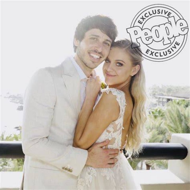 She married Morgan Evans in 2017