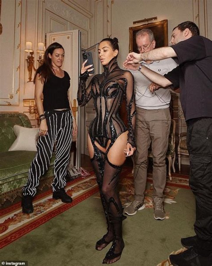 She modeled several corset-style tops from Shein