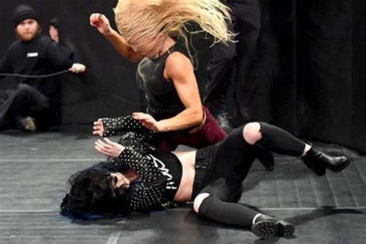 She taunts Charlotte by referring to herself as her new stepmom