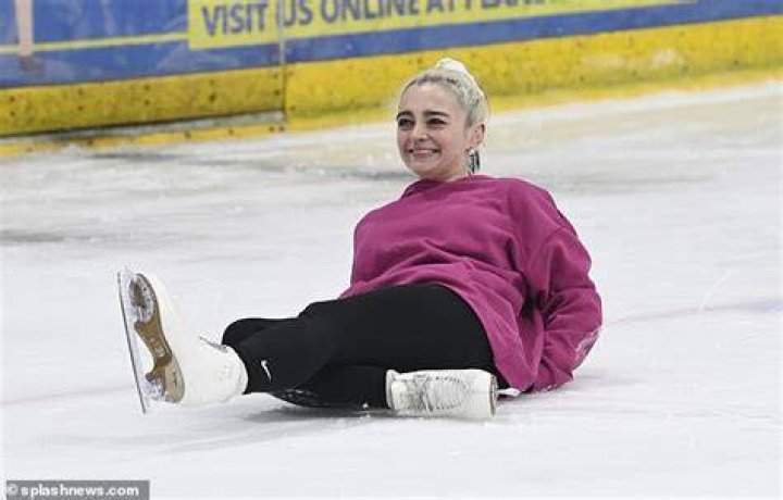 She took a tumble after she and Richard left the gym last weekend