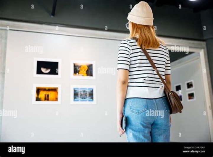 She was seen being expressive and gesturing as she was maskless with her group