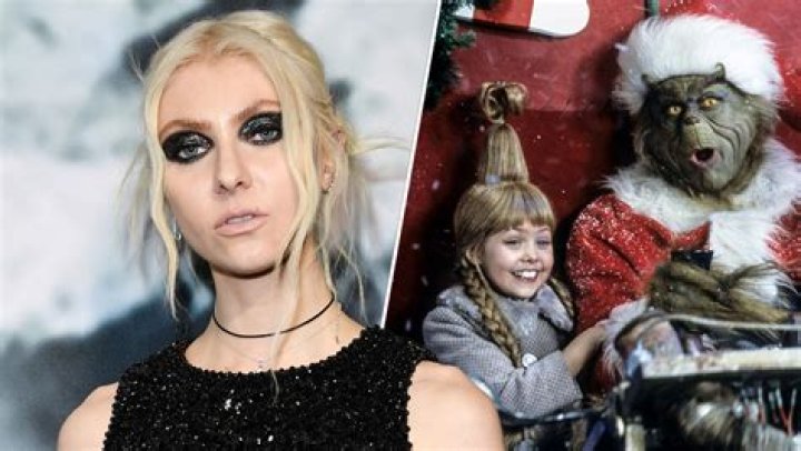 She went as the Grinch for the holiday, with full-on green makeup