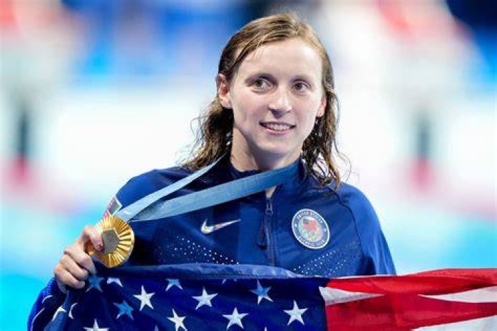 She won gold alongside her teammates against 19 countries
