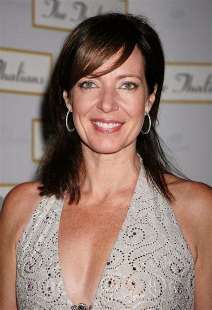 She worked alongside Allison Janney as the mother daughter duo