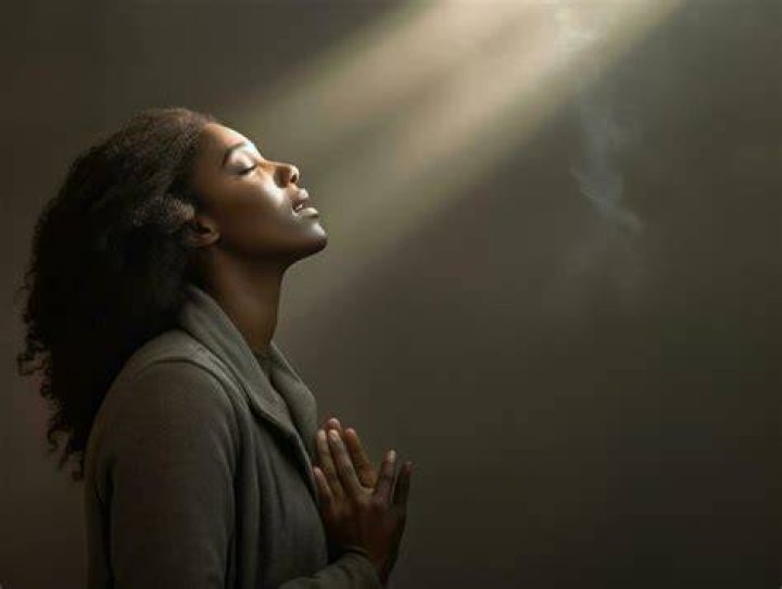  Shere&eacute; is praying for her mother's safe return