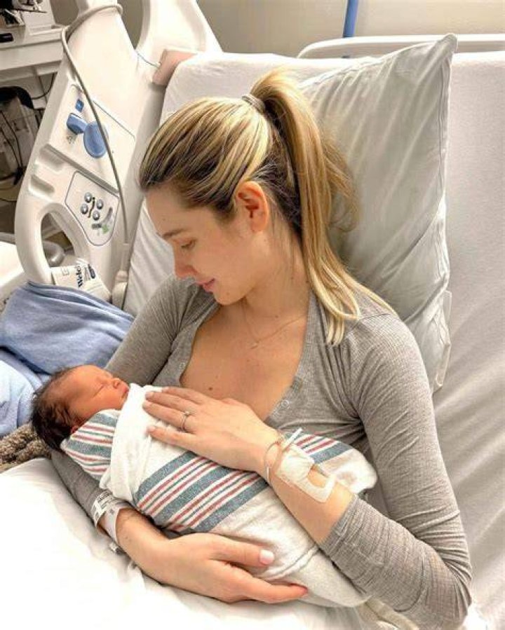 Siesta Key Madisson Delivers Stillborn Son Mourns Loss 1st Child