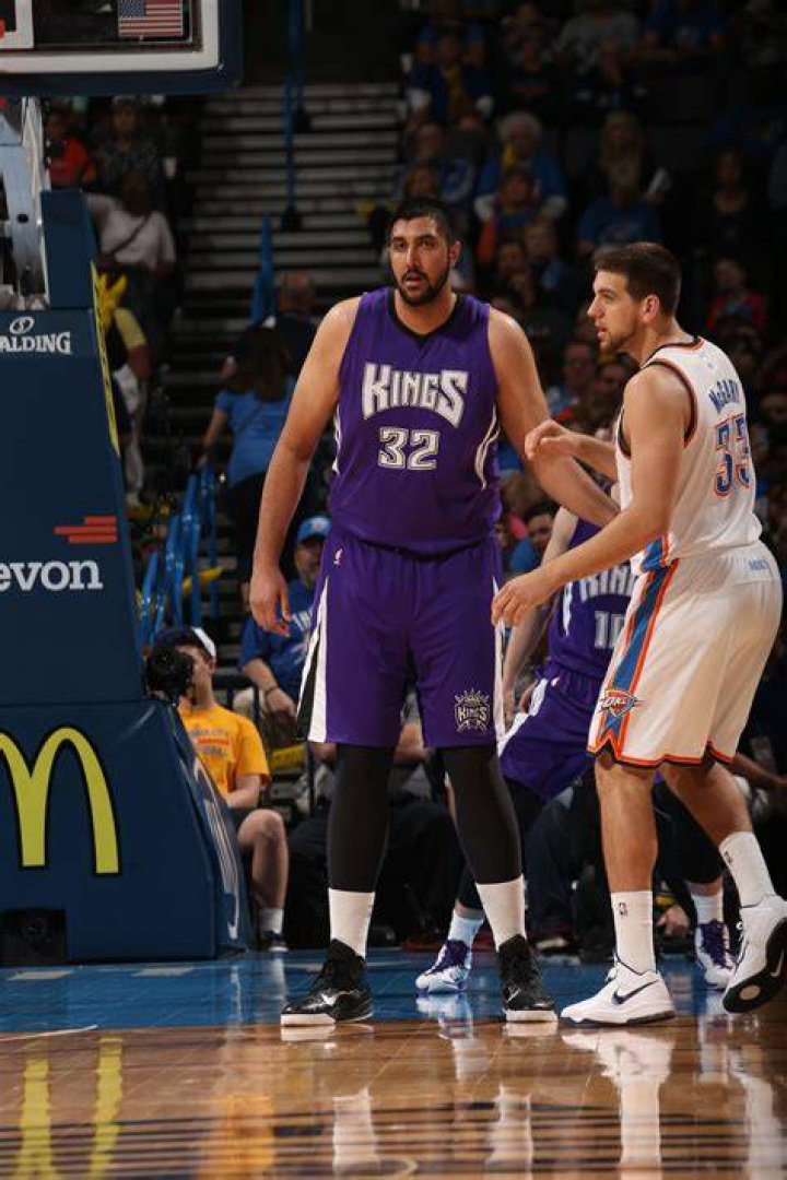 Sim Bhullar during his brief NBA days