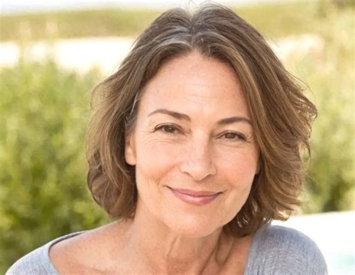 Single Meri turned 52 earlier this year and cheered to 'another year ahead full of wonder, wisdom, and worth'