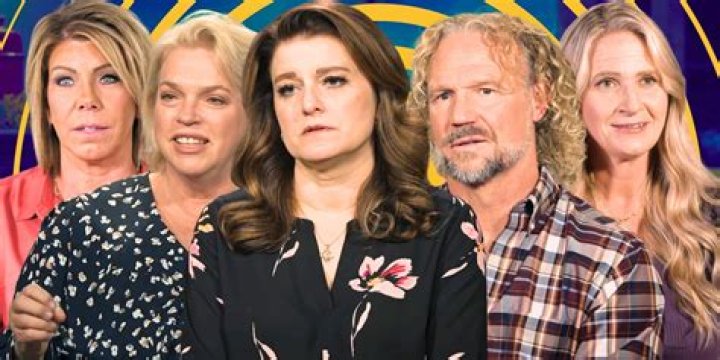  Sister Wives personalities Robyn, Meri, Kody Brown, Christine, and Janelle pictured in 2012