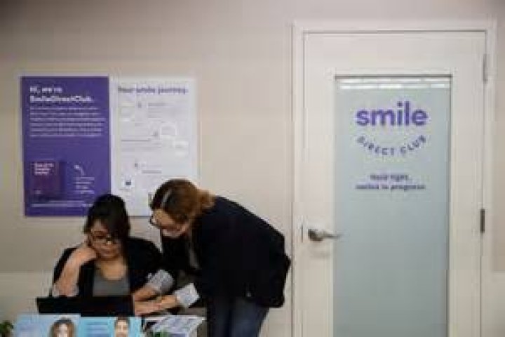 SmileDirectClub customers are 'not smiling now' after the company declared bankruptcy