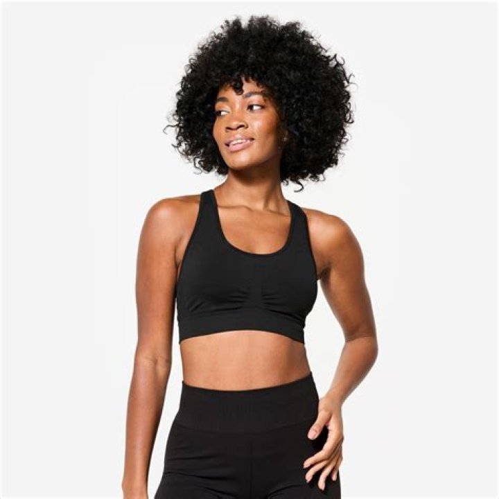 sports bra