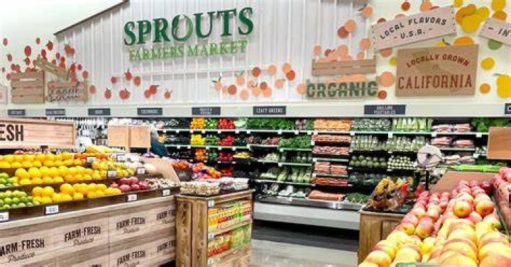 Sprouts Farmers Market will be getting rid of single-use plastic bags by the end of this year