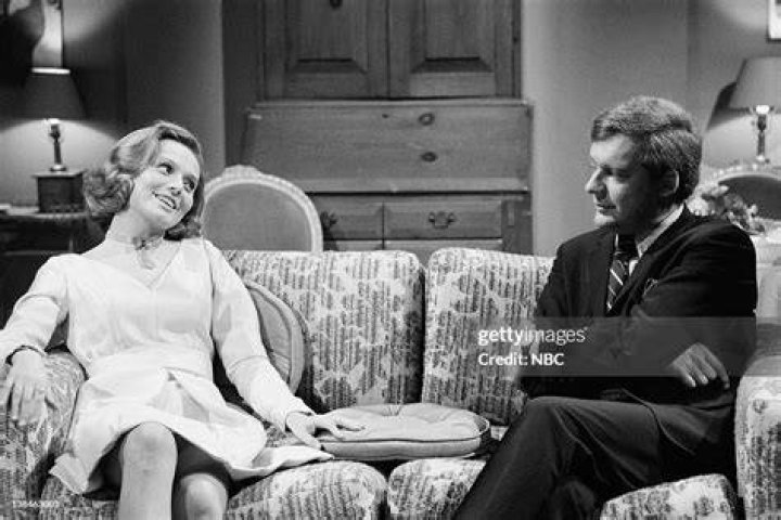 Susan Flannery was Dr. Laura Spencer Horton and Edward Mallory starred as Bill Horton