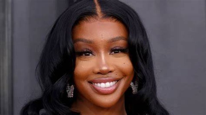 SZA (Singer) Wiki, Biography, Age, Height, Weight, Boyfriend, Net Worth, Career, Family, Facts