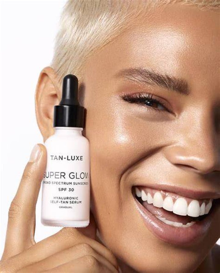 Tan Luxe Super Glow SPF 30
