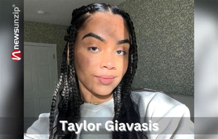 Taylor Giavasis Wiki, Biography ,Age, Height, Boyfriend, Net Worth, Family