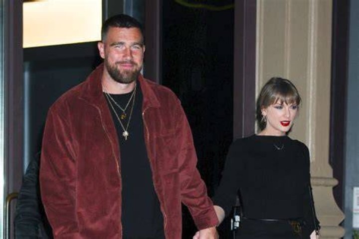 Taylor Swift Calls Travis Kelce Podcast Shout-Out Metal as Hell
